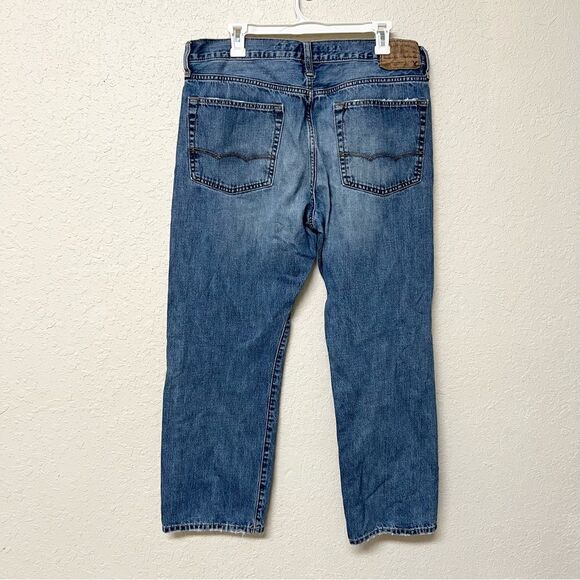 American Eagle Made To Last Mens Size 36x30 Relaxed Straight Blue Denim Jeans - Picture 3 of 7